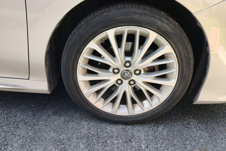 Used Toyota Camry 2018 2.5G Luxury Edition Right Front Wheel Hub