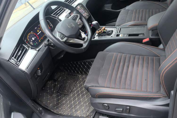 Used Volkswagen Magotan 2021 330TSI DSG 30th Anniversary Edition