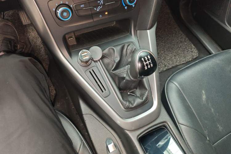 Used Ford Focus 2018 Hatchback Classic 1.6L Manual Comfort Plus SmartDrive Edition
