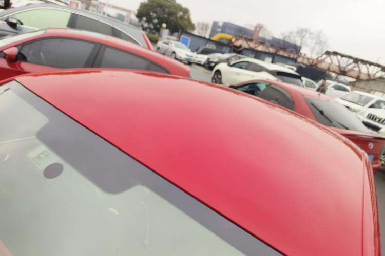 Used Volkswagen Beetle 2015 180TSI model
