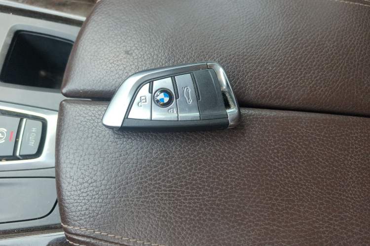 Used BMW X5 2018 xDrive35i Elegant Edition Vehicle Key