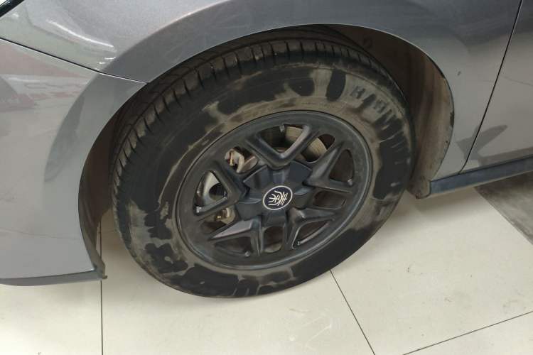 Used BYD Qin PLUS 2025 DM-i Smart Drive 55KM Leading Model
