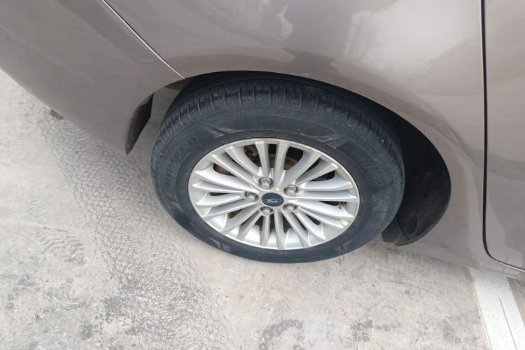 Used Ford Escort 2015 1.5L Manual Comfort Model