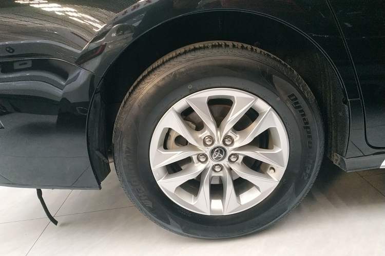 Used Toyota Granvia 2023 2.5L Hybrid Comfort Edition
