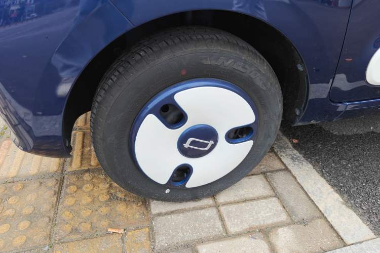 Used Bestune Pony 2025 222km Clever Horse Left Front Wheel Hub