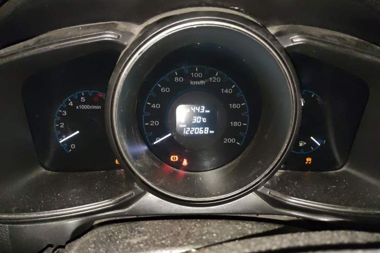 Used CHANGAN OSHAN CX70 2016 1.6L Manual Smart Connect Version