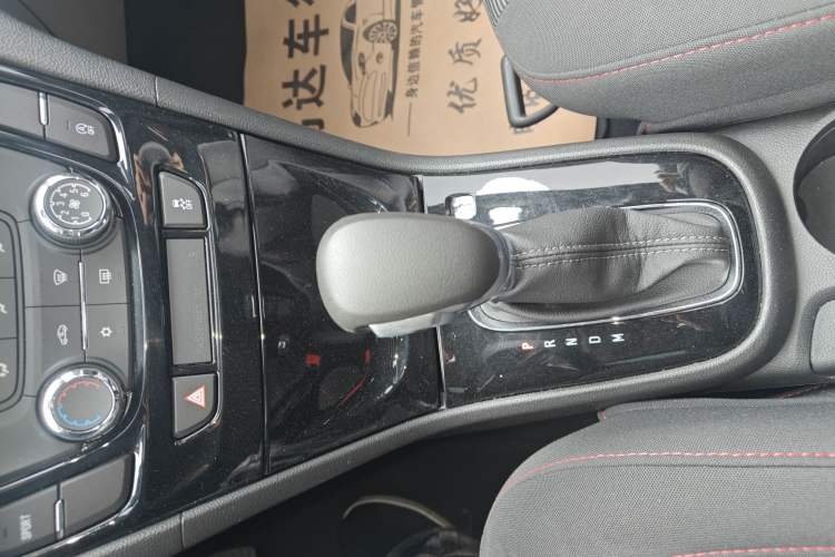 Used Buick Encore 2018 18T Automatic Two-Wheel Drive Urban Leading Model