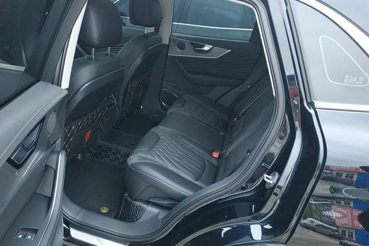 Used Hongqi HS5 2023 2.0T Qixiang Pro 500 000th Unit Commemorative Edition Left Rear Seat