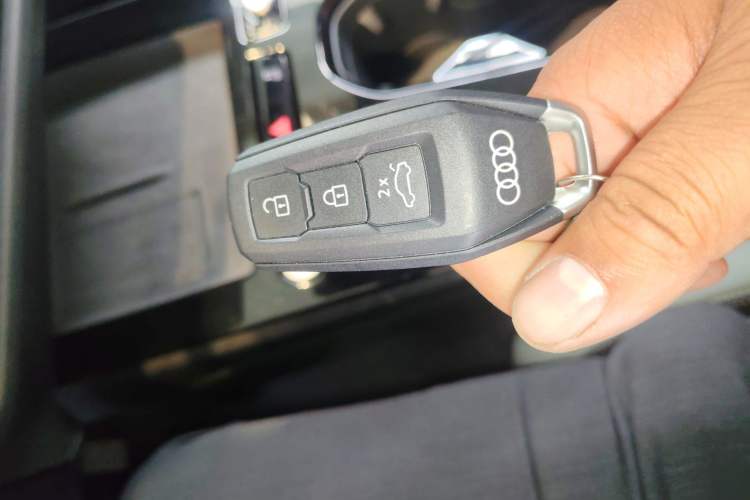 Used Audi A5L 2026 2.0T Sport Vehicle Key