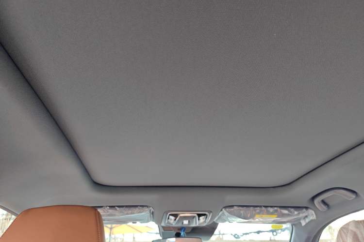 Used Changan UNI-Z New Energy 2025 Model, Smart New Blue Whale 125km Battleship+ Version