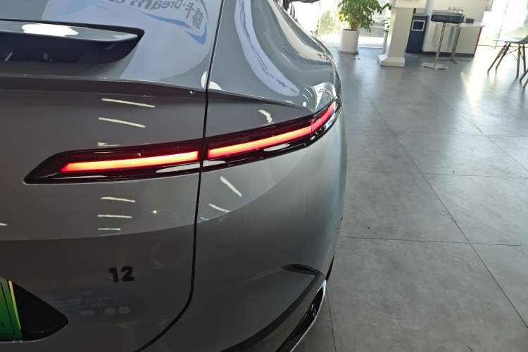 Used Avatr 12 2023 650 Three-Laser Four-Wheel Drive Performance Edition