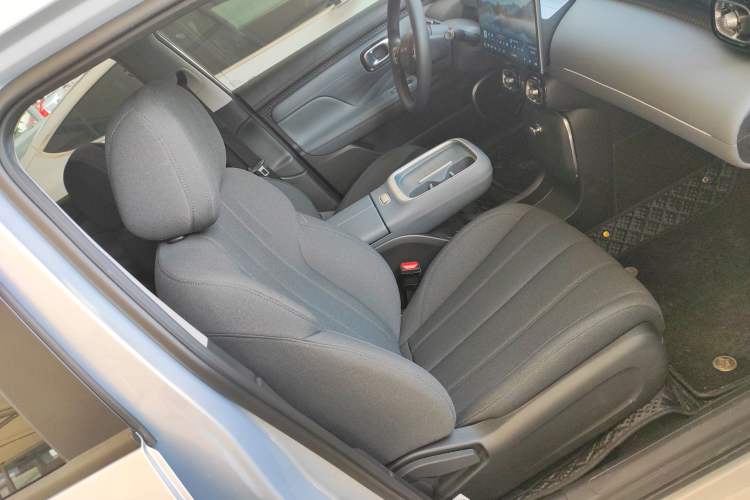 Used AION UT 2025 330 Starlight Edition
