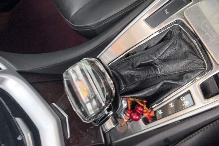 Used Cadillac SRX 2015 3.0L Elite Model