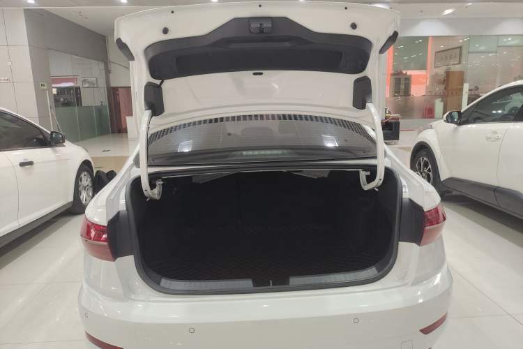 Used Volkswagen Sagitar 2021 200TSI DSG Comfort Connect Edition Trunk