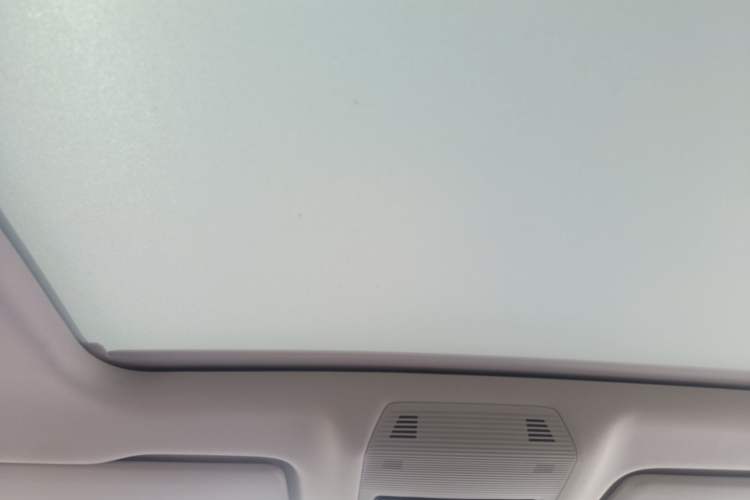 Used Volkswagen Tavendor 2024 380TSI All-Wheel Drive R-Line Cruise Edition
