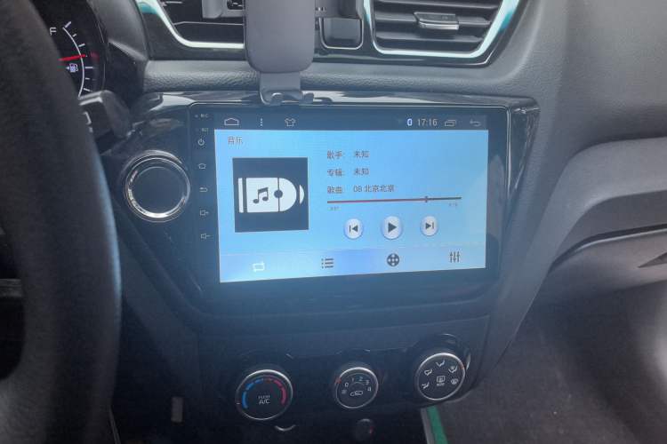 Used Kia K2 2015 Hatchback 1.4L AT GLS Cool Edition