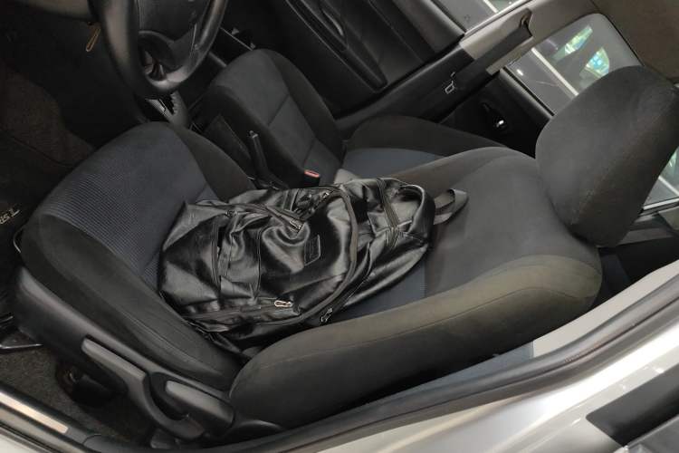 Used Toyota YARiS L  Zhi Xiang 2017 1.5E CVT Dynamic Edition