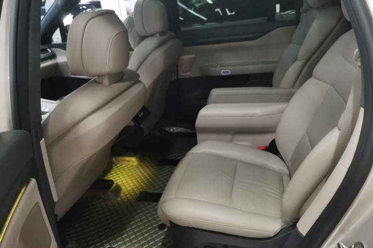 Used Nio ES8 2023 75 kWh Left Rear Seat