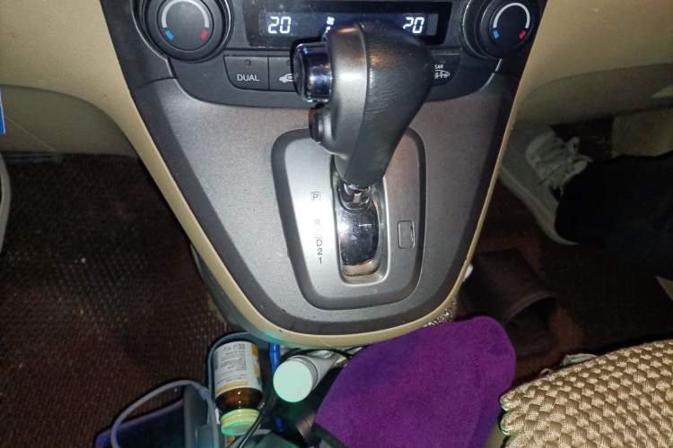 Used Honda CR-V 2010 2.4L automatic four-wheel drive luxury version