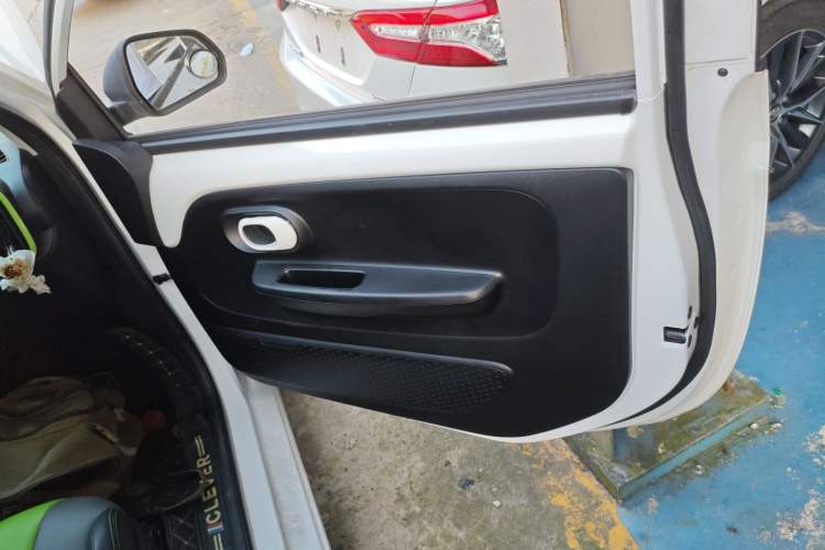 Used Roewe Clever 2021 302km Excellence Edition
