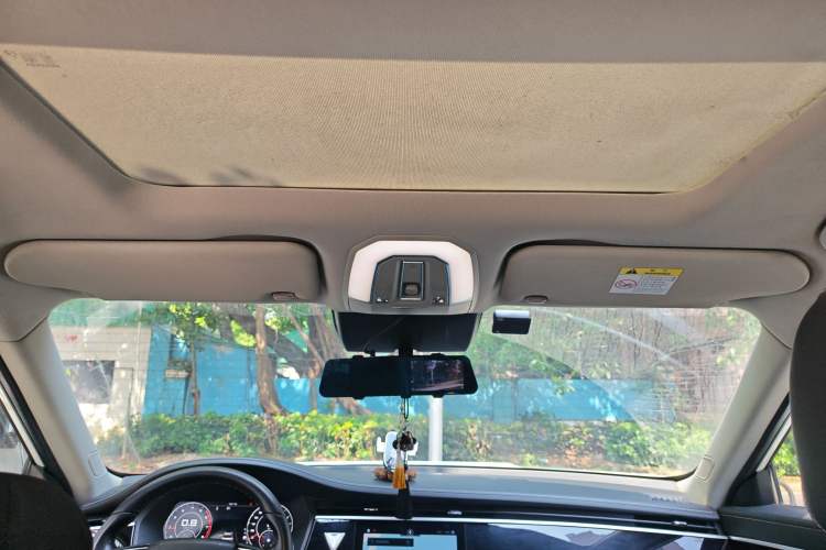 Used Venucia Star 2020 260T Automatic 48V Mild Hybrid Turbocharged Star Edition