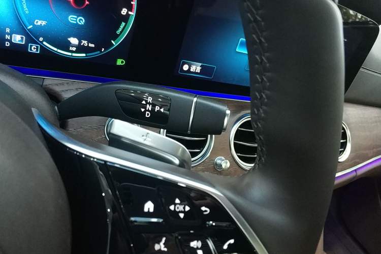 Used Mercedes-Benz E-Class New Energy 2023 E 350 e L Plug-in Hybrid Sedan
