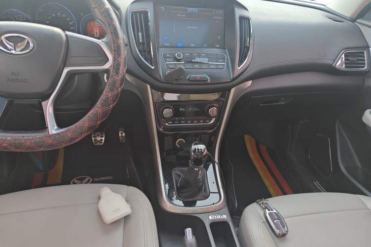 Used HYOSOW S5 2017 1.3T Manual Prestige Edition
