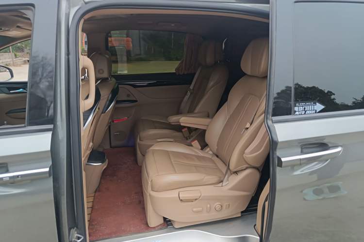 Used Buick GL8 2017 ES 28T Flagship Model China V Standard
