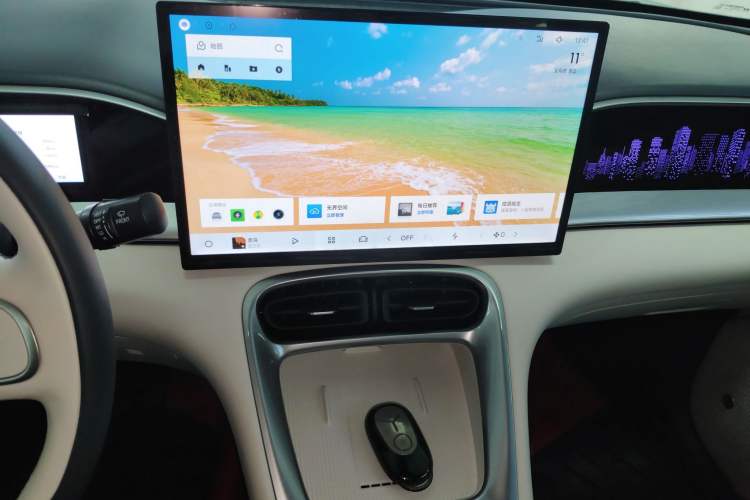 Used Geely Galaxy Geome 2025 UP 410km Exploration+ Edition