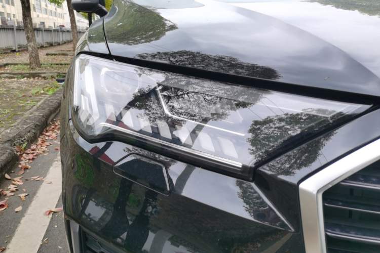 Used Audi Q7 2023 55 TFSI quattro S line Sport Edition
