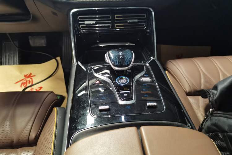 Used BYD Tang New Energy 2021 DM-i 112KM Prestige Model Gear Lever