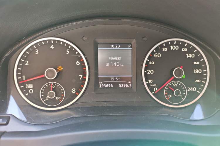 Used Volkswagen Tiguan 2013 1.8TSI Automatic Two-Wheel Drive Luxury Model Instrument Cluster