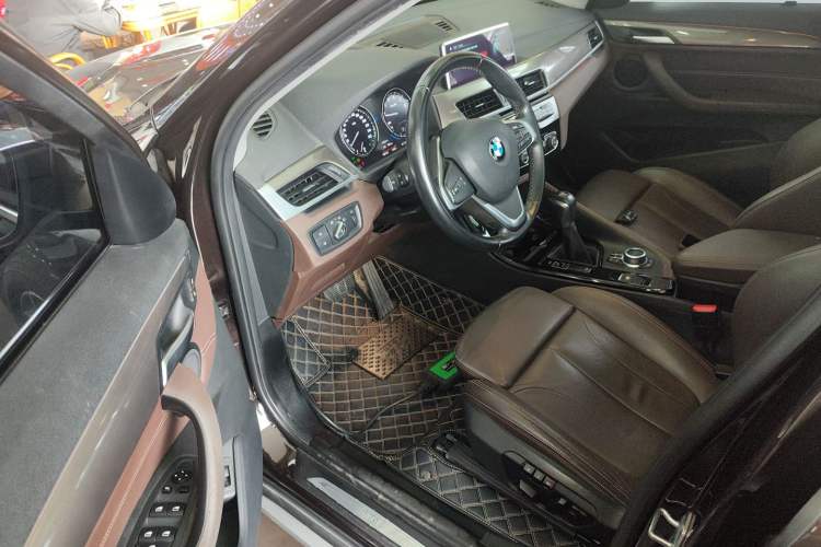 Used BMW X1 2019 xDrive20Li Luxury Model