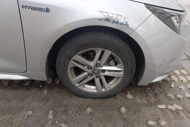 Used Toyota Levin 2022 Dual-Motor 1.8H E-CVT Progressive Edition Right Front Wheel Hub