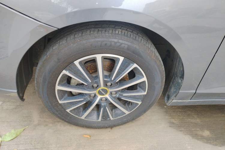 Used Roewe i5 2021 1.5L CVT Diamond Edition