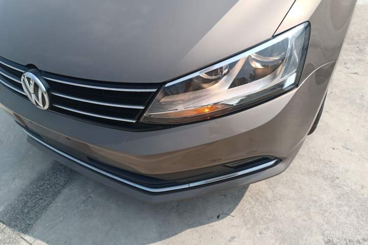 Used Volkswagen Sagitar 2017 180TSI Automatic Luxury Edition