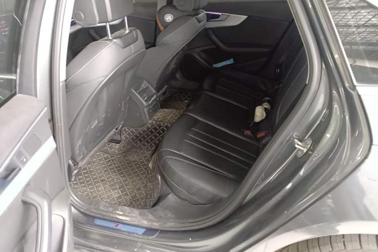 Used Audi A4L 2022 40 TFSI Fashion Dynamic Model Left Rear Seat