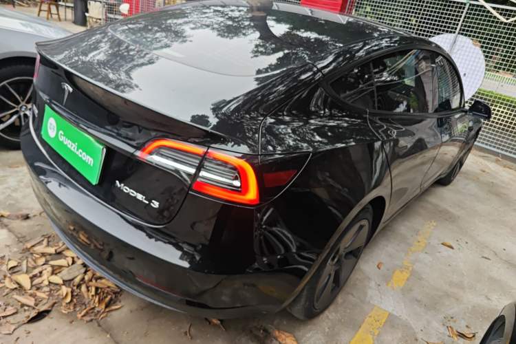 Used Tesla Model 3 2022 Rear-Wheel-Drive Version Rear Right 45 Deg