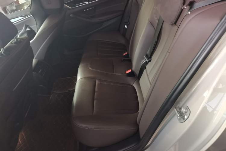 Used BMW 5 Series 2020 525Li Luxury Package
