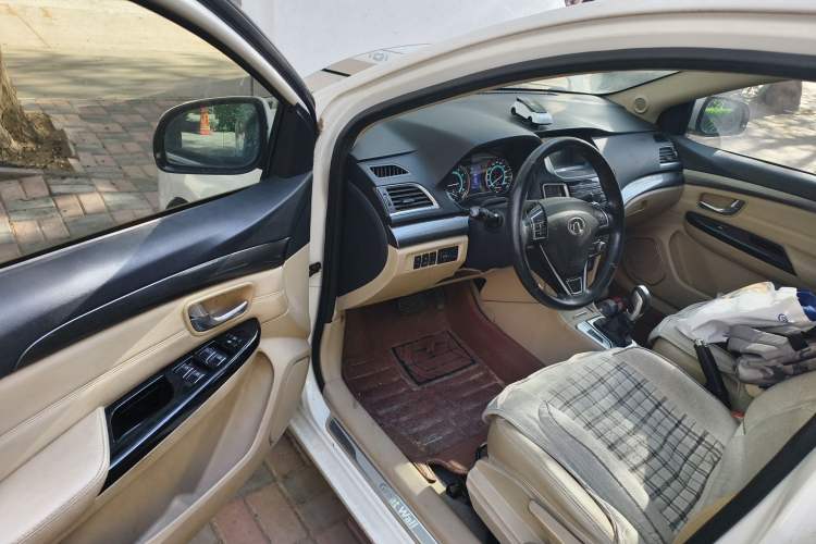 Used Great Wall C30 2015 1.5L AMT Luxury Model Driver Seat