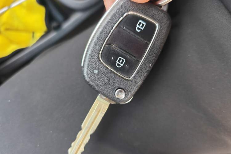 Used Hyundai Verna (older generation) 2017 1.4L Manual Refreshed Version China VI Standard
