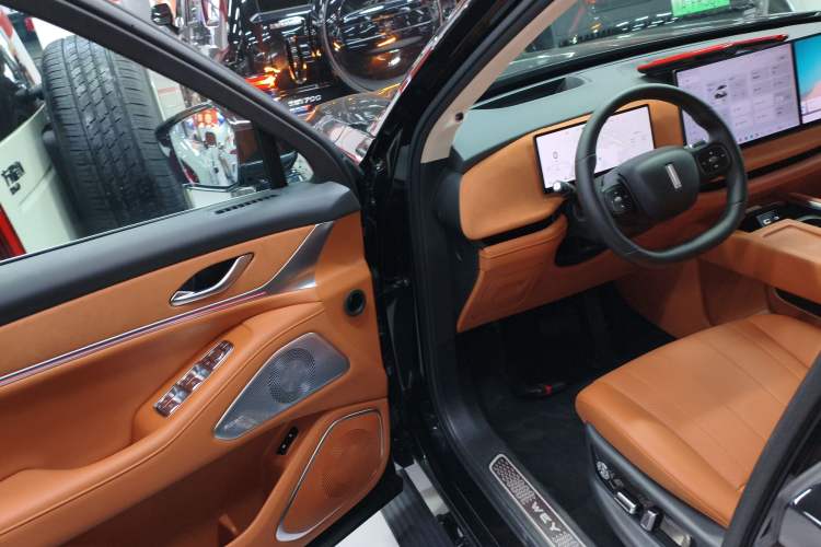 Used Wey Lanshan 2025 Four-Wheel Drive Ultra