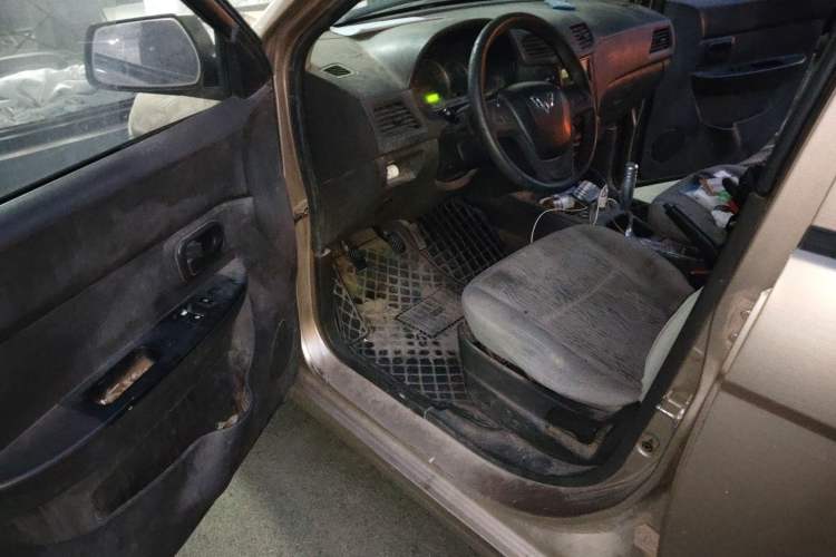 Used Wuling Hongguang 2014 1.5L Base Version