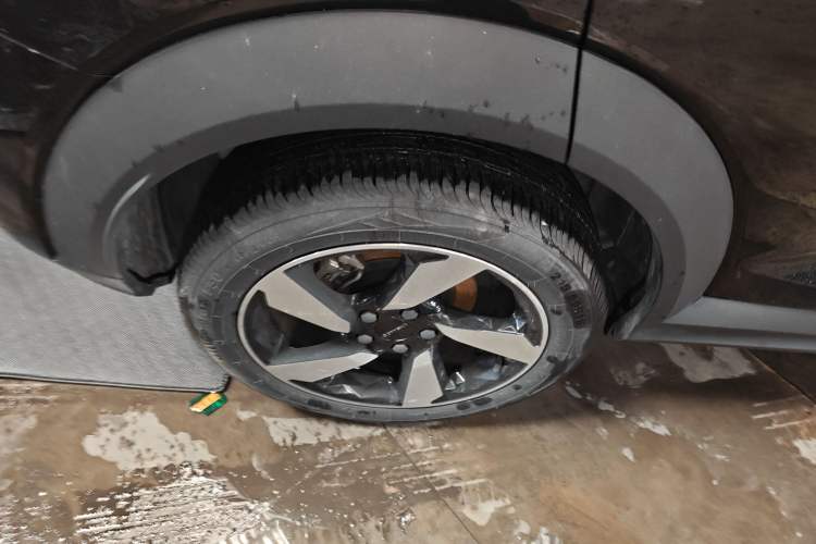 Used Lynk & Co 06 2021 1.5T Shero Pink Special Edition