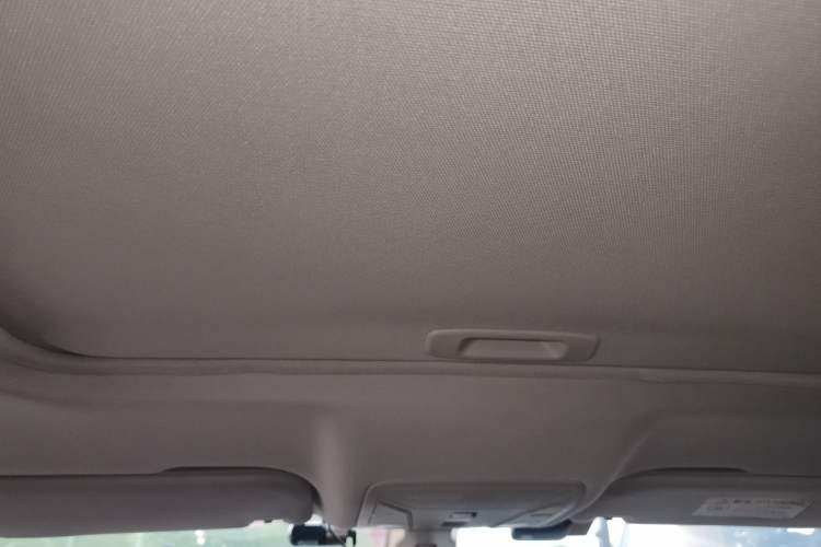 Used Hongqi H5 2018 30TD Dynamic Edition Headliner