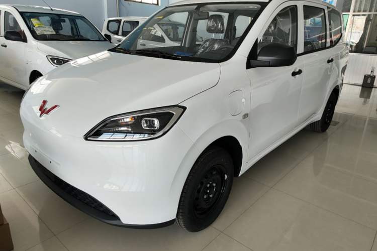 Used Wuling Hongguang New Energy 2024 All-Electric Model 300KM Practical Version