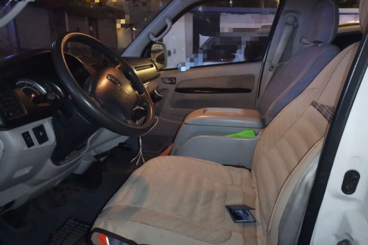 Used Jinbei Hiace 2016 2.0L Luxury Version V19 Left Front Seat