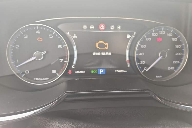 Used GAC Trumpchi GS8 2017 320T Two-Wheel Drive Luxury Smart Connectivity Version (7 Seats)
