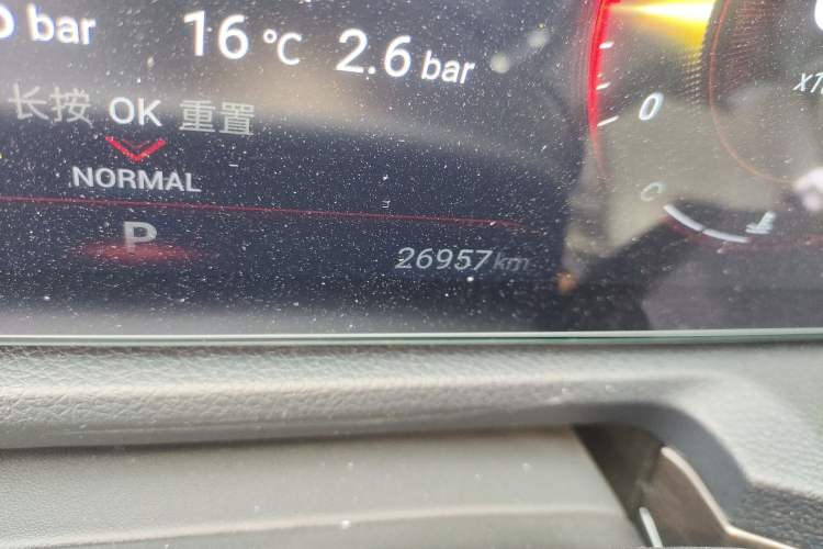 Used EXEED Lanyue 2021 400T Four-Wheel Drive Starlight Pro Edition 7 Seats Odometer Close Up