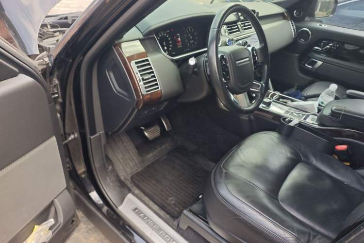 Used Land Rover Range Rover 2020 3.0 L6 Long-Wheelbase Legacy